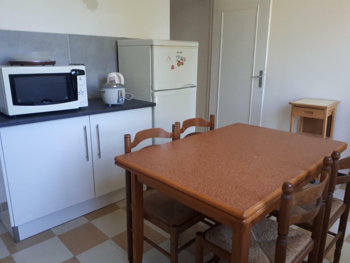 Location De Vacances A Gourdon En Bouriane 外观 照片